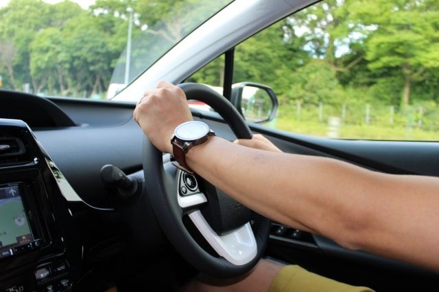 ジャパンタクシーのバッテリー上がりはジャンプスタートで復旧できる