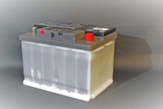 ジャパンタクシーのバッテリー上がりはジャンプスタートで復旧できる