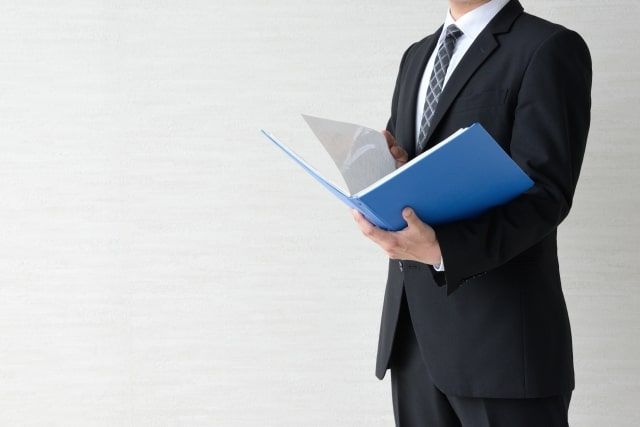 トイレつまりはサンポールで解消できるの？気になる使い方とトイレつまりのポイントを紹介！