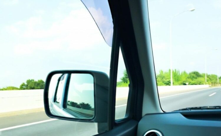 マツダスクラムバンのバッテリー上がり対処法｜交換手順もご紹介