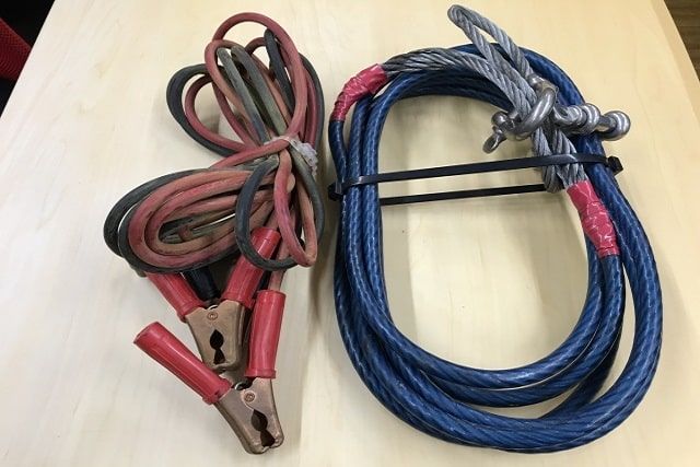 三菱ミニキャブバンのバッテリー上がりを解決！注意点や交換方法まで