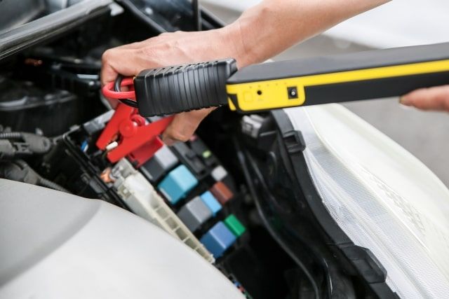 三菱eKのバッテリー上がりを解決！自分でバッテリー交換もできます