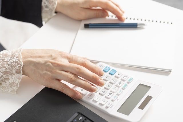 アシナガバチは『2回目』が危険！そのおそろしい症状と対処・予防法