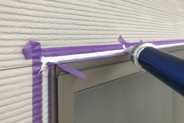 サンルームの雨漏りの原因となるコーキング剤とは？