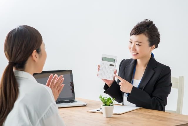 業者に依頼するとなると費用はいくらくらいかかるの？