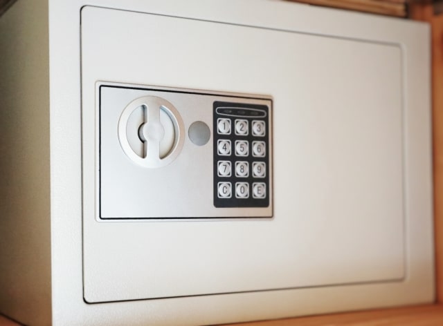 テンキーの金庫